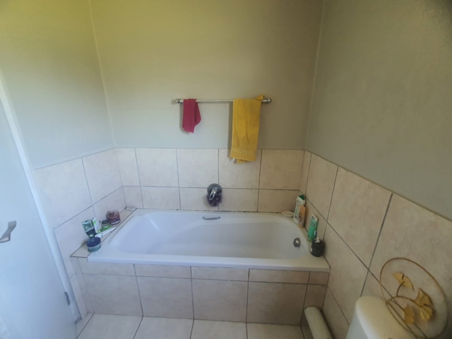 To Let 2 Bedroom Property for Rent in Nahoon Valley Park Eastern Cape